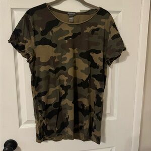 Divided Men’s Camo Tshirt